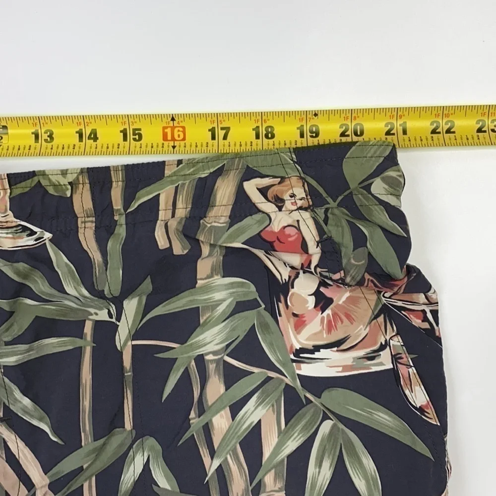 Vintage 90's Tommy Bahama Cocktail Lady Hawaiian Lined Swim Shorts Size Large